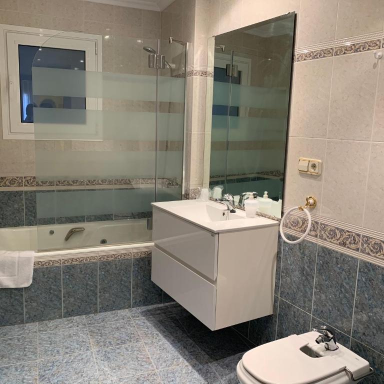 CASA JESUS - Habitación Doble con baño privado - 2