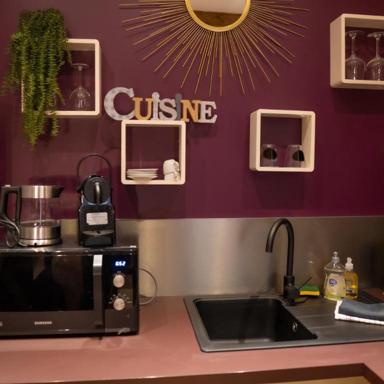 Studio cœur de ville sanary très cosy parking - Apartment mit 1 Schlafzimmer - 6