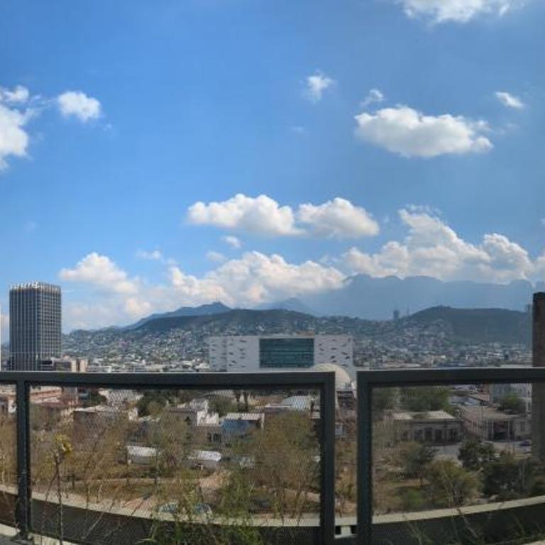 Luxury Loft Monterrey City Living at Landmark High Rise - Deluxe Apartment - 19