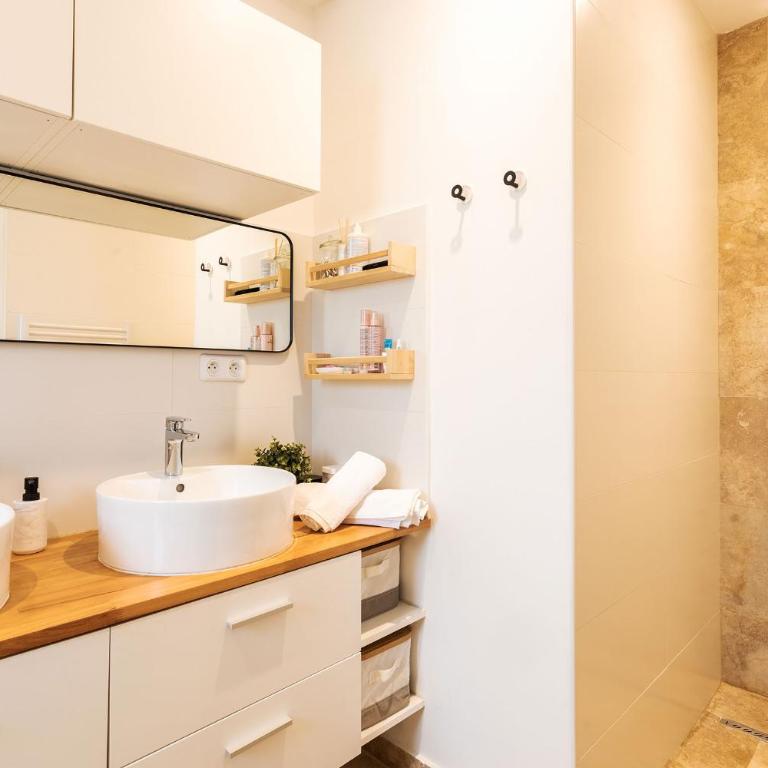 LA CASITA VI4348 By Riviera Holiday HOmes - Villa avec Piscine Privée - 31