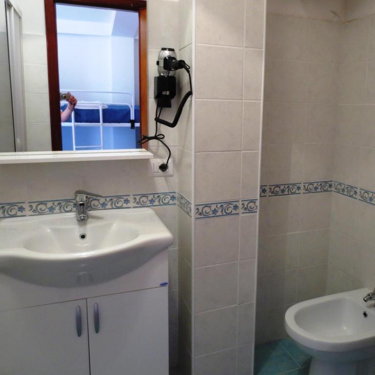 Testa di Monaco - Basic Beach Accommodations - Suite con Balcone - 3