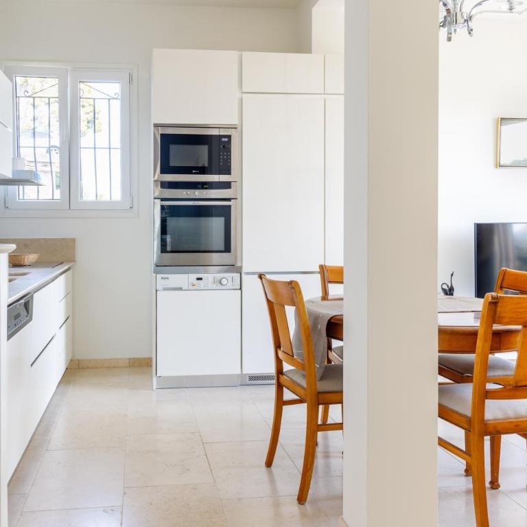 Sea View Apartment with Private Secure Parking 1 - Appartement 1 Chambre - 16