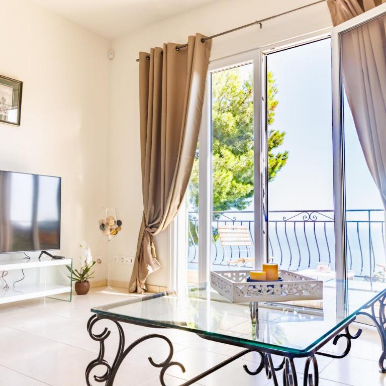 Sea View Apartment with Private Secure Parking 1 - Appartement 1 Chambre - 11