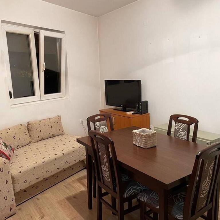 Apartman u blizini centra grada - Apartman sa 1 Spavaćom Sobom - 2