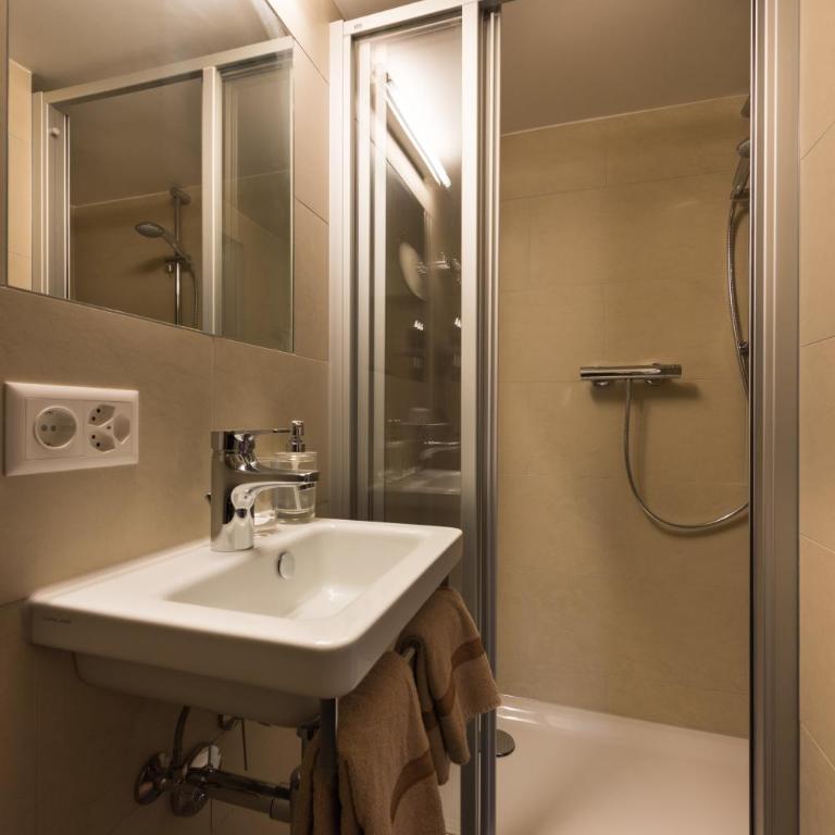 Hotel Restaurant Hirschen - Double or Twin Room - 2