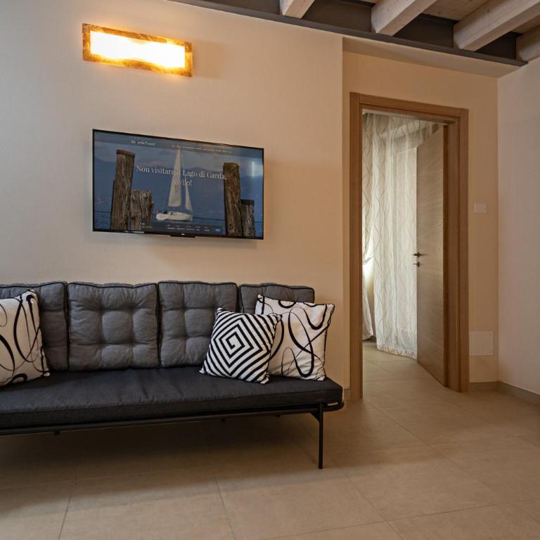 RESIDENZA G&J - Regarda Travel - Appartamento - Piano Terra - 8