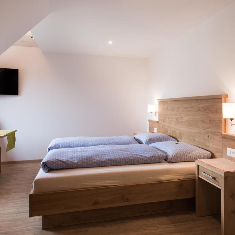 Hotel Restaurant Hirschen - Double or Twin Room - 9