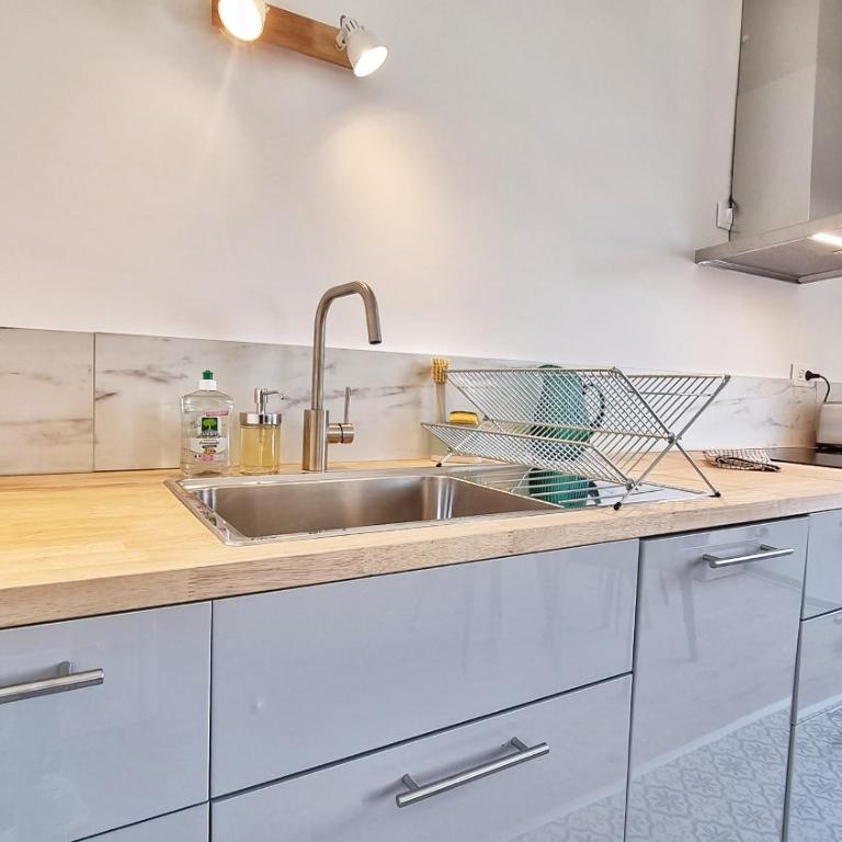 Colmar Mon Amour-CHIC-GARAGE-FIBRE-RBNB - Apartment mit 1 Schlafzimmer - 4