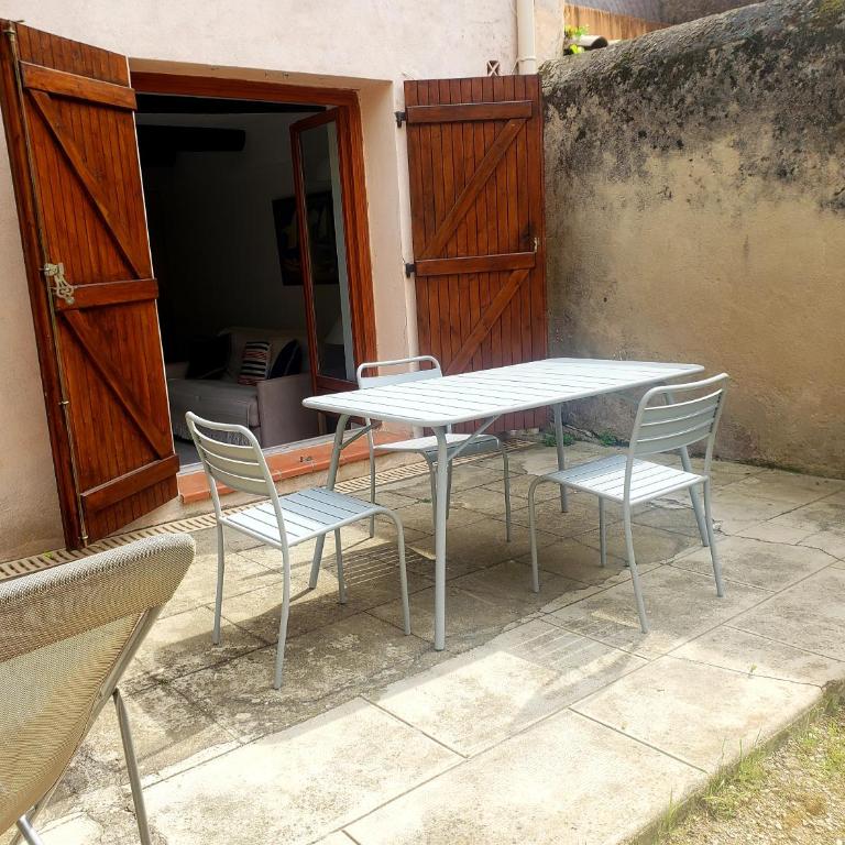 Appartement au cœur de cassis avec jardin - Appartement 1 Chambre - 12