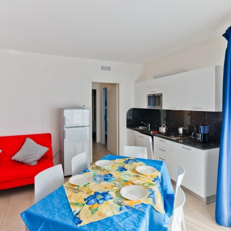 Villa Marina Apartments - Agenzia Cocal - Appartamento con 2 Camere da Letto e Balcone - 5