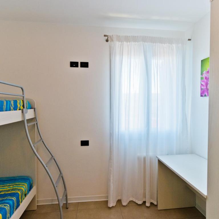 Villa Marina Apartments - Agenzia Cocal - Appartamento con 2 Camere da Letto e Balcone - 7