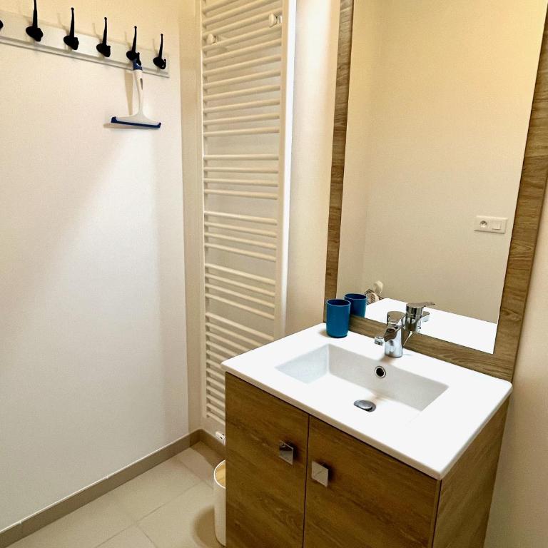 T4 avec grande terrasse et parking privé - Appartement 3 Chambres - 27