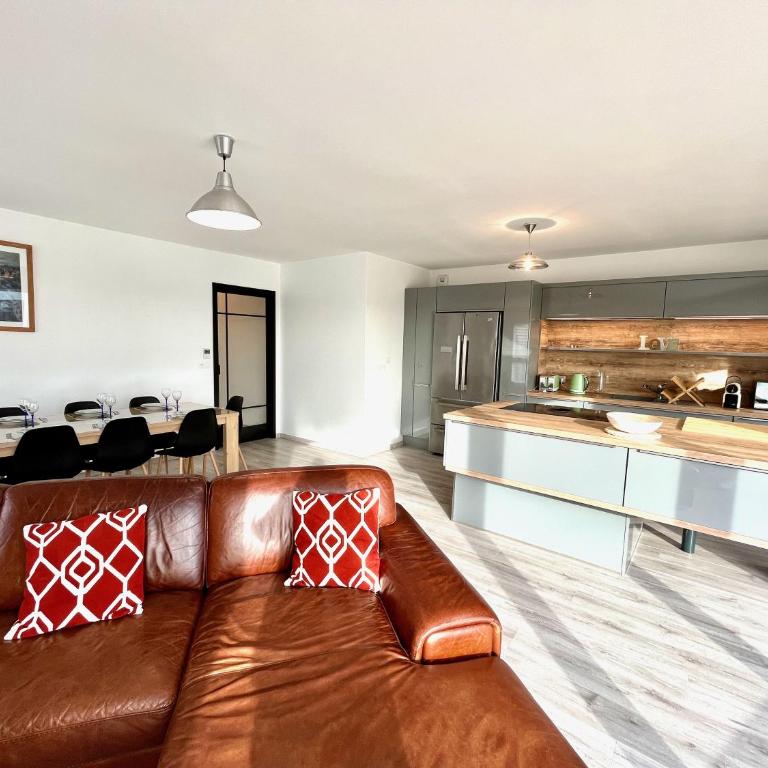 T4 avec grande terrasse et parking privé - Appartement 3 Chambres - 14