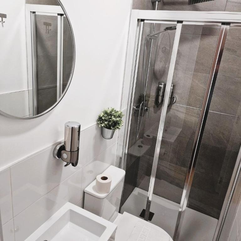 Hostal Comercial - Petite Chambre Double Intérieure - 8