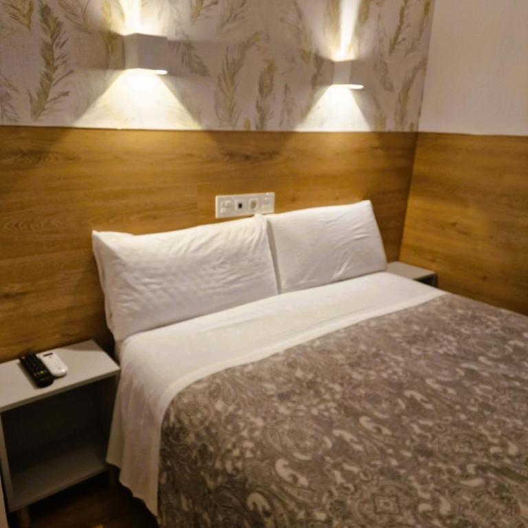 Hostal Comercial - Chambre Double Extérieure - 17