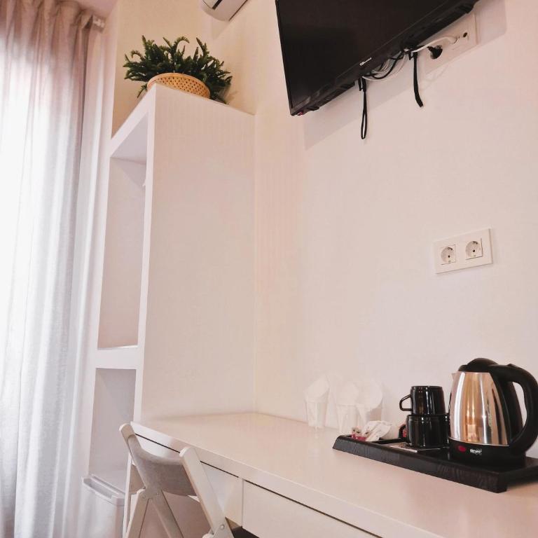 Hostal Comercial - Chambre Double avec Lit d'Appoint - 7