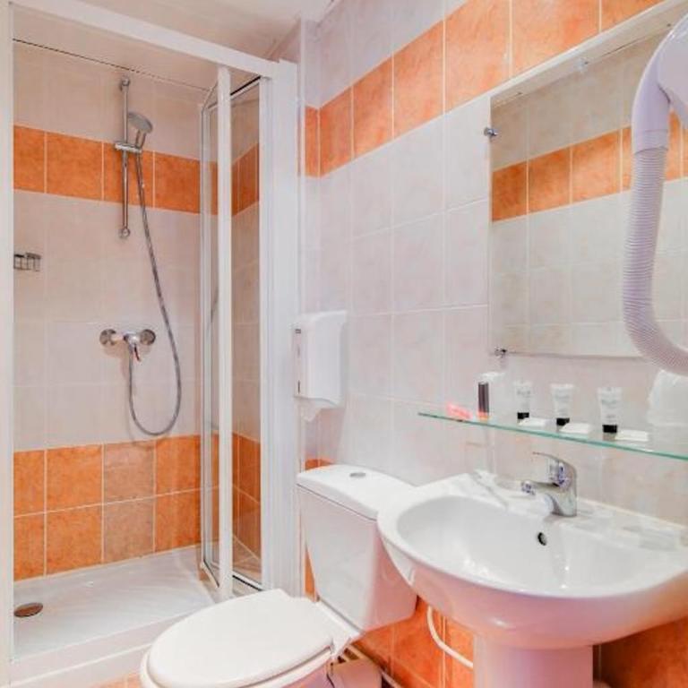 Le Village Montmartre - Classic Double Room - 2