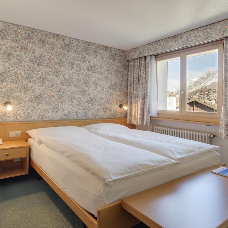 Hotel Metropol & Spa Zermatt - Junior Suite mit seitlichem Blick auf das Matterhorn - 5