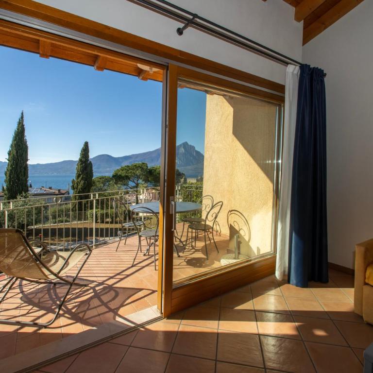 Residence Ca Del Lago - Apartment - Split Level with Balcony and Lake View - 1