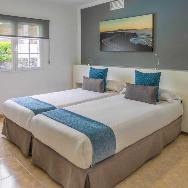 Hyde Park Lane Villas - Three-Bedroom Villa - 3