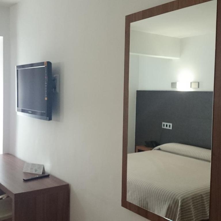 Hotel Astoria Park - Habitación Doble con bañera de hidromasaje y acceso al spa - 1 o 2 camas - 4