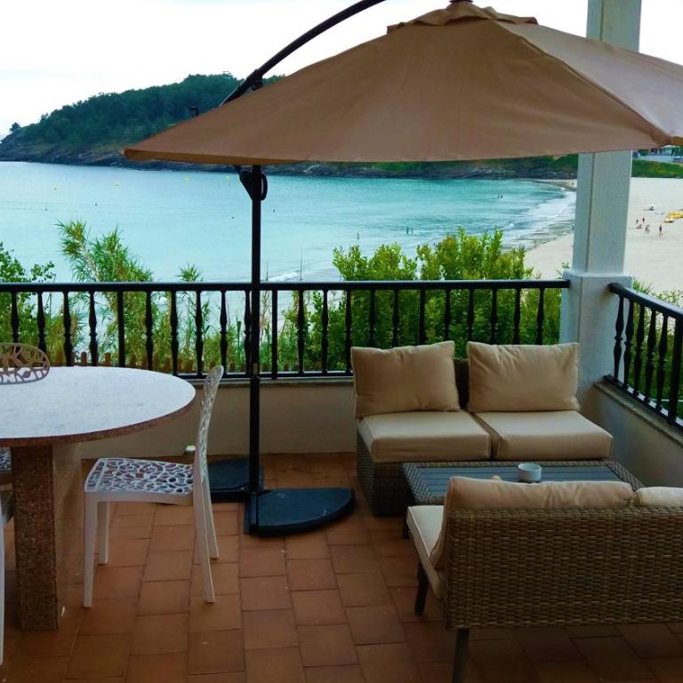 Chalet en Sanxenxo, en playa Canelas - Casa de 5 dormitorios - 43