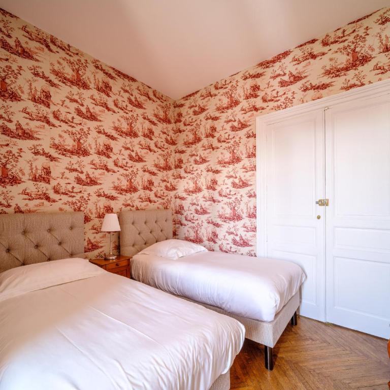 Aux Marquises - Chambre Familiale avec Salle de Bains Privative - 3
