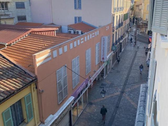 STANDING - NEUF - Croisette- Palais des festivals - 6 pers -3 chbres - Apartamento de 3 dormitorios - 27