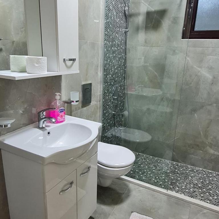 KAOM Lux - One-Bedroom Bungalow - 3