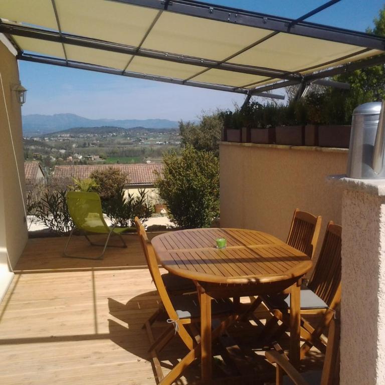 Gîtes Les 3 Cigales - Maison de Vacances 1 Chambre - 2