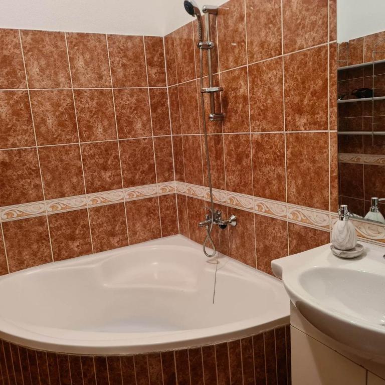 Stan Mostar-Mostovi - Two-Bedroom Apartment - 16