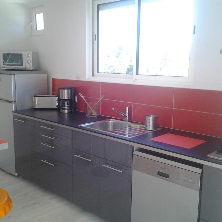 Gîtes Les 3 Cigales - Maison de Vacances 1 Chambre - 4