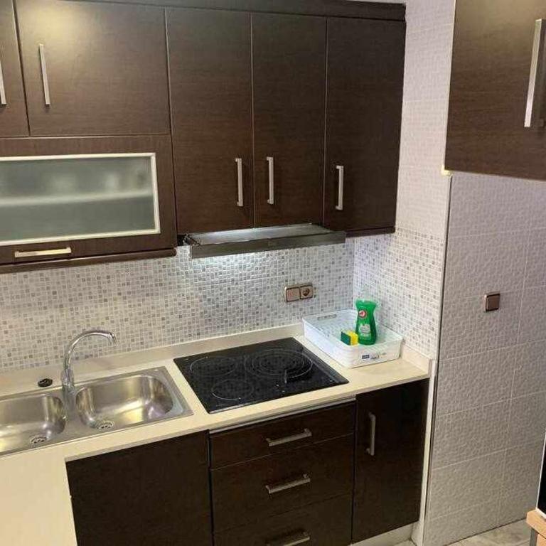Precioso apartamento a 200 metros del mar - Three-Bedroom Apartment - 7
