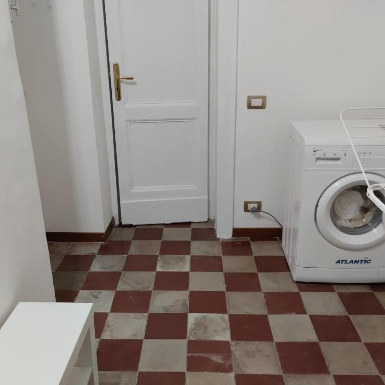 Manzoni 81 Apartment - Three-Bedroom Apartment - 29