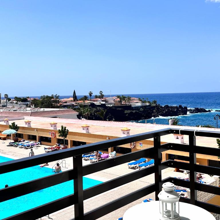 Beach Sun Arena - Apartment with Sea View - 12