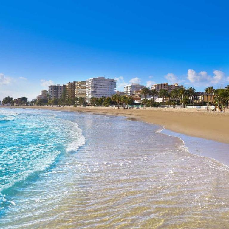 Hermoso Apartamento en Benicasim - Three-Bedroom Apartment - 14