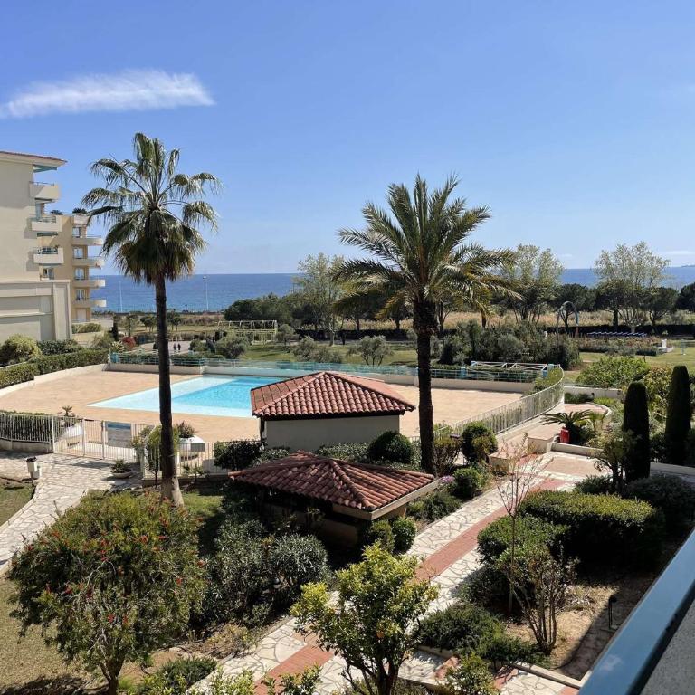 Appartement avec terrasse, piscine et à 5 min de la plage à Juan les Pins - FR-1-252-185 - Apartment - 11