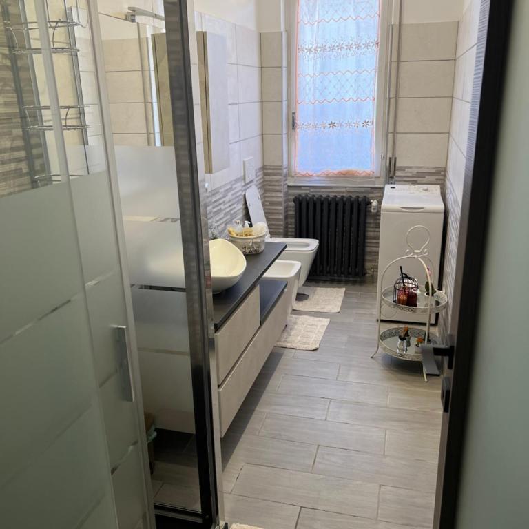 Casa di Afi, lago maggiore 5 min Perfect For 4 - Kitchen - Parking - Netflix - Appartamento con 1 Camera da Letto - 24