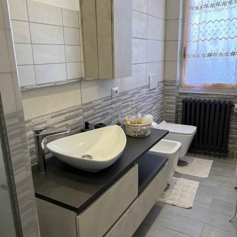 Casa di Afi, lago maggiore 5 min Perfect For 4 - Kitchen - Parking - Netflix - Appartamento con 1 Camera da Letto - 30