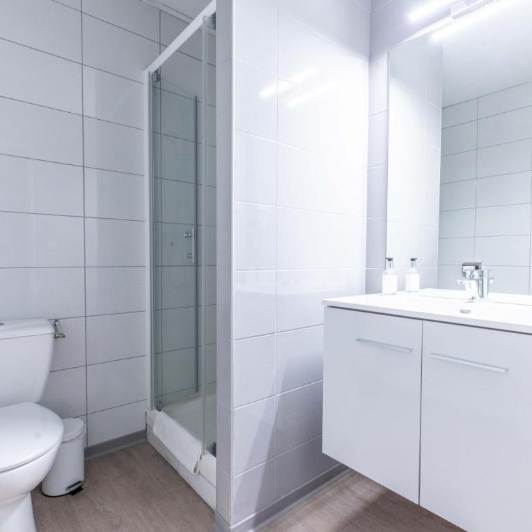 CIT'HÔTEL LE DAV Clermont-Ferrand Centre - Chambre Double à l’Arrière du Bâtiment - 11