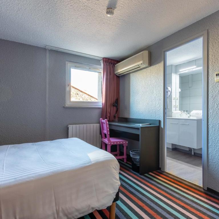 CIT'HÔTEL LE DAV Clermont-Ferrand Centre - Chambre Double à l’Arrière du Bâtiment - 12