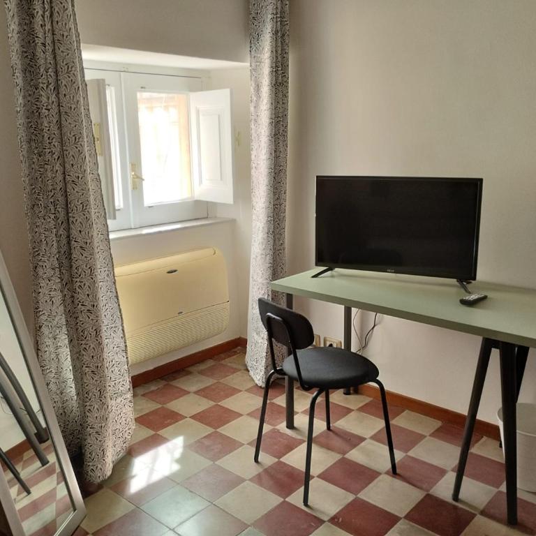 Manzoni 81 Apartment - Three-Bedroom Apartment - 23