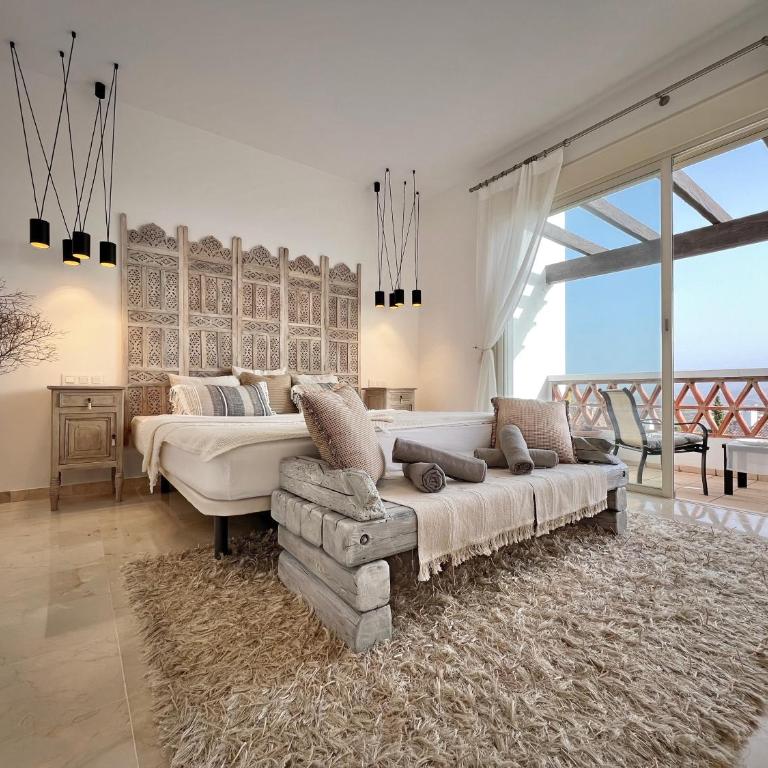 Chic Town House with mountain views - La Cala Golf - Vacation Home - 2