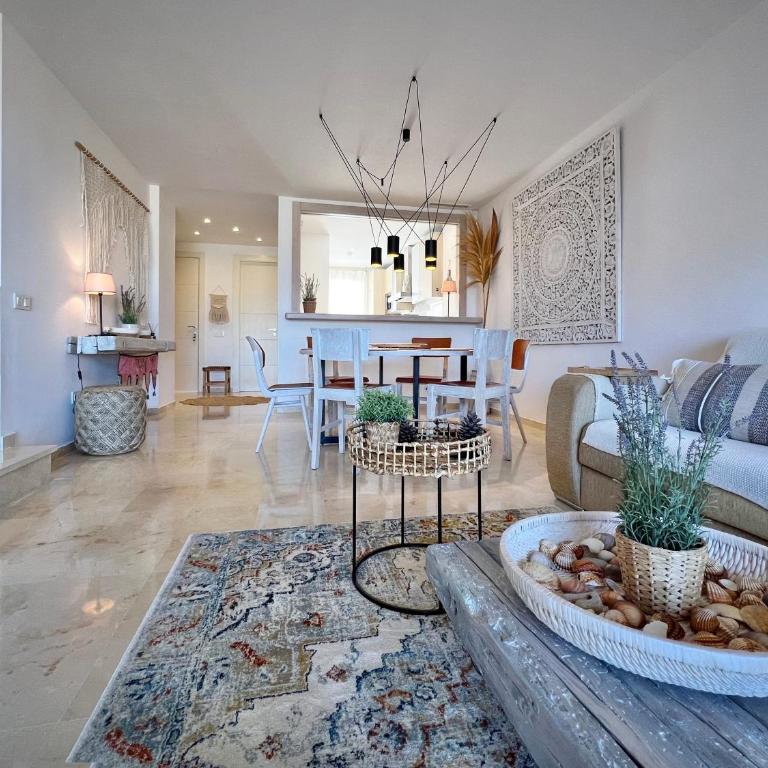 Chic Town House with mountain views - La Cala Golf - Vacation Home - 7