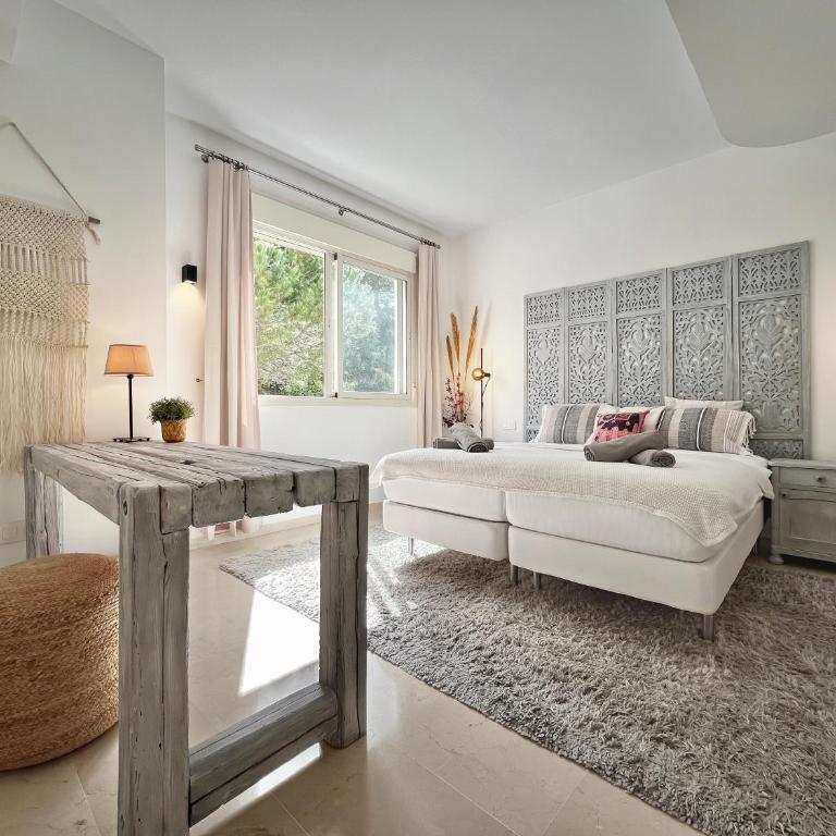 Chic Town House with mountain views - La Cala Golf - Vacation Home - 8