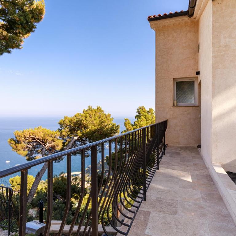 Sea View Apartment with Private Secure Parking - 2 - Appartement 1 Chambre - 22