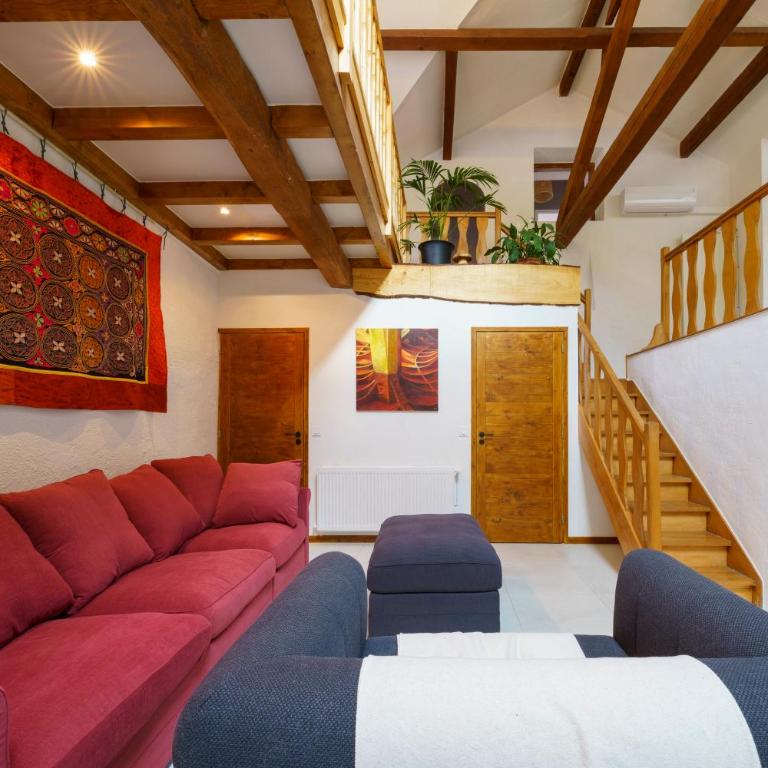 Gîte avec piscine chauffée & aires de jeux pour enfants - Maison 3 Chambres - 8