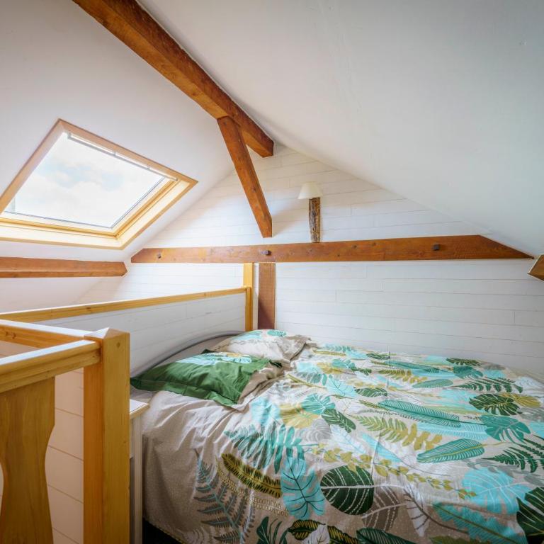 Gîte avec piscine chauffée & aires de jeux pour enfants - Maison 3 Chambres - 16