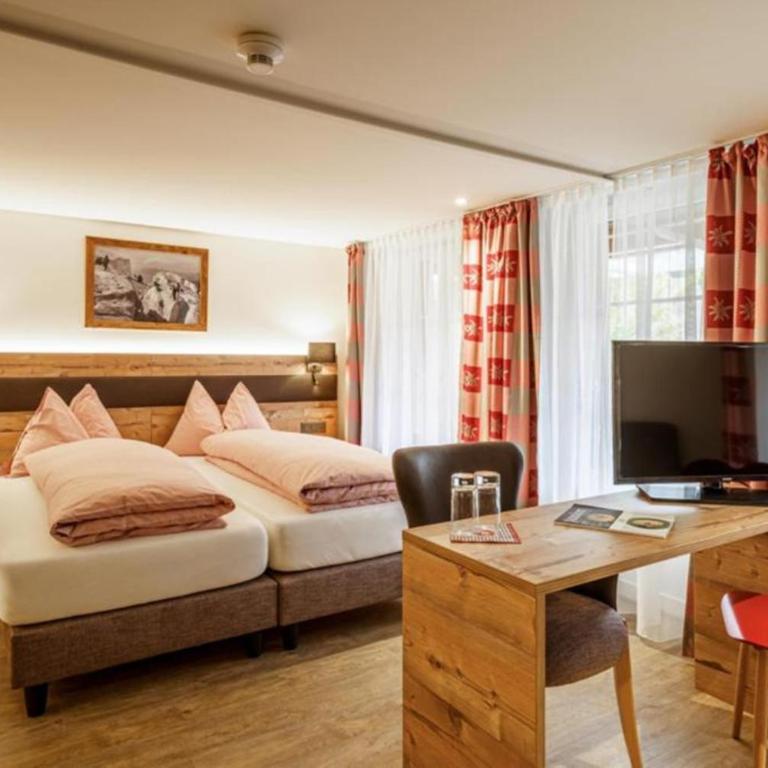 Alpenblick Hotel & Restaurant Wilderswil by Interlaken - Junior Suite - 5