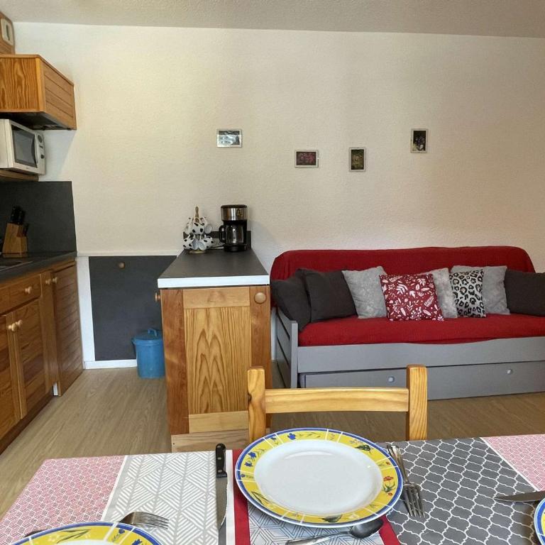 Studio 4 pers, pied de pistes à Chantemerle, Wi-Fi, proche commerces - Appartement 1 Chambre - 1